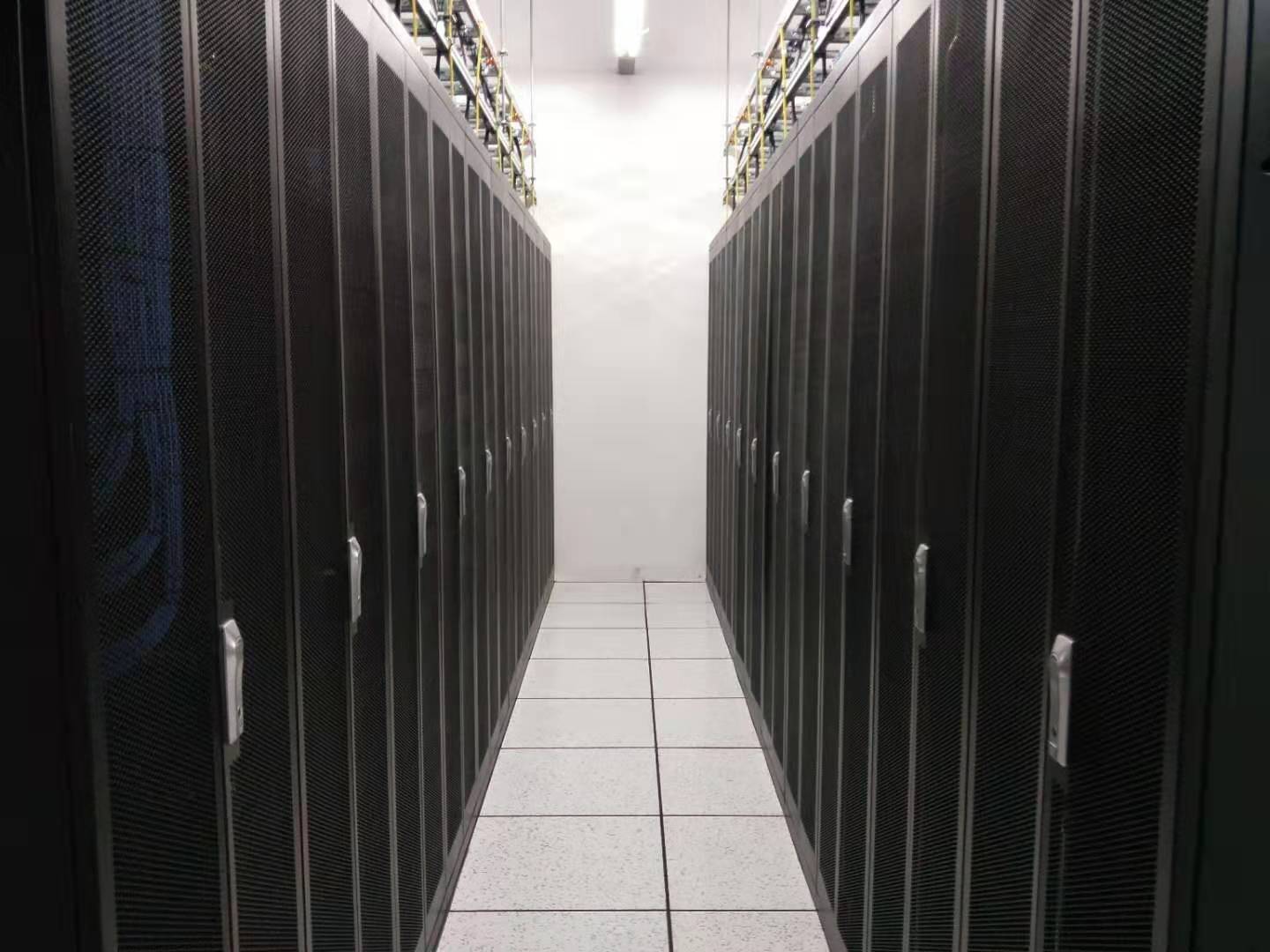 武隆IDC机柜促销季开启